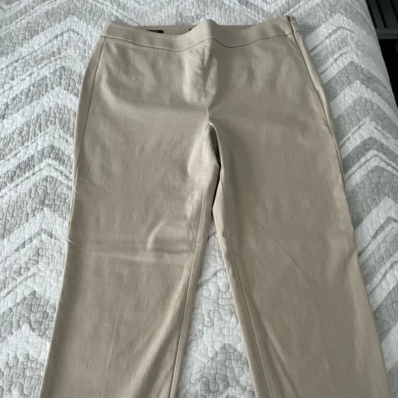 Talbots Chatham Tan Cropped Pants Size 6. NWOT - Picture 1 of 8